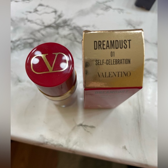 Valentino Beauty Dream Dust Lip & Cheek Loose Glitter - Picture 2 of 7